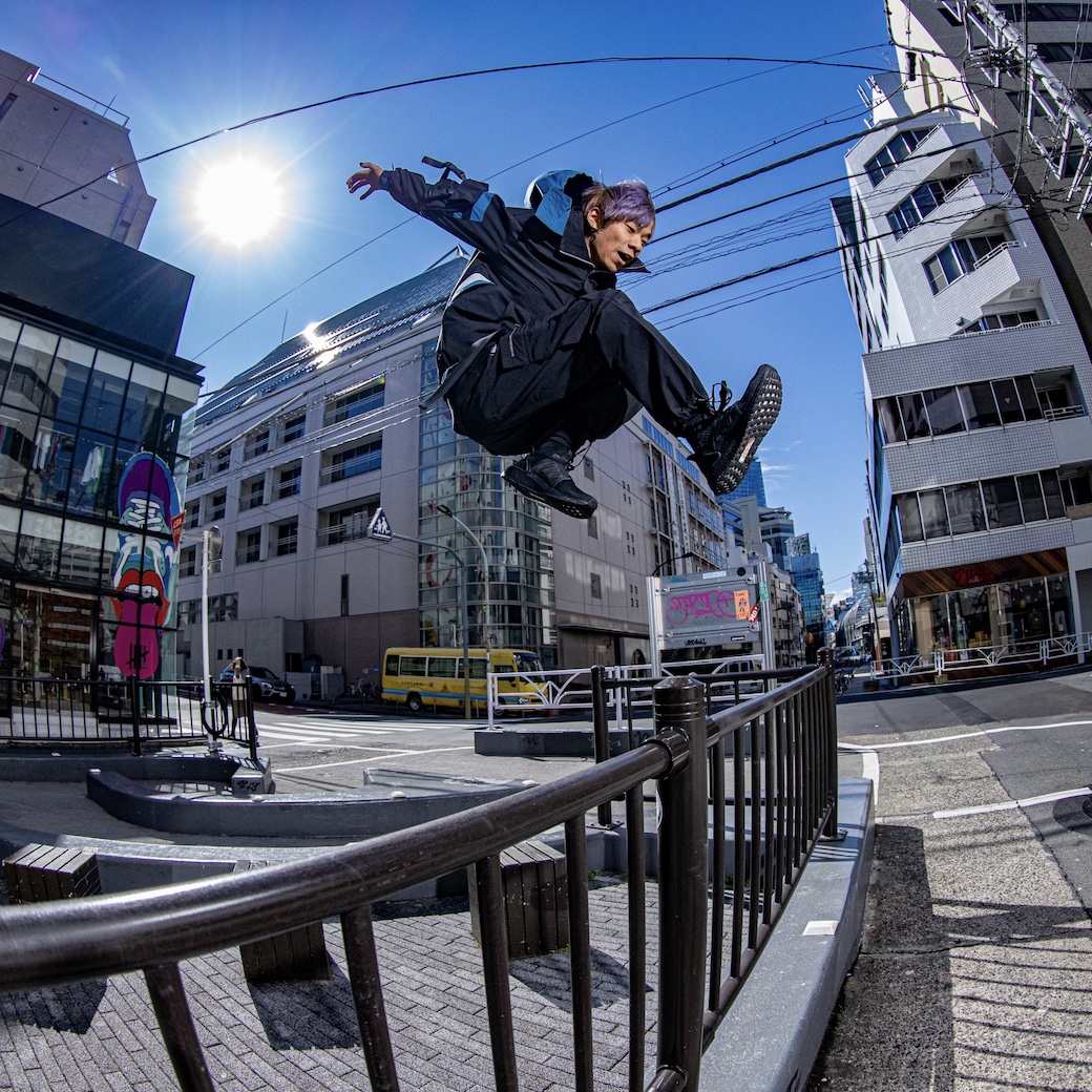 Parkour パルクールプレイヤー Taishi と Ten が東京を駆け巡る Promotion Hipanda